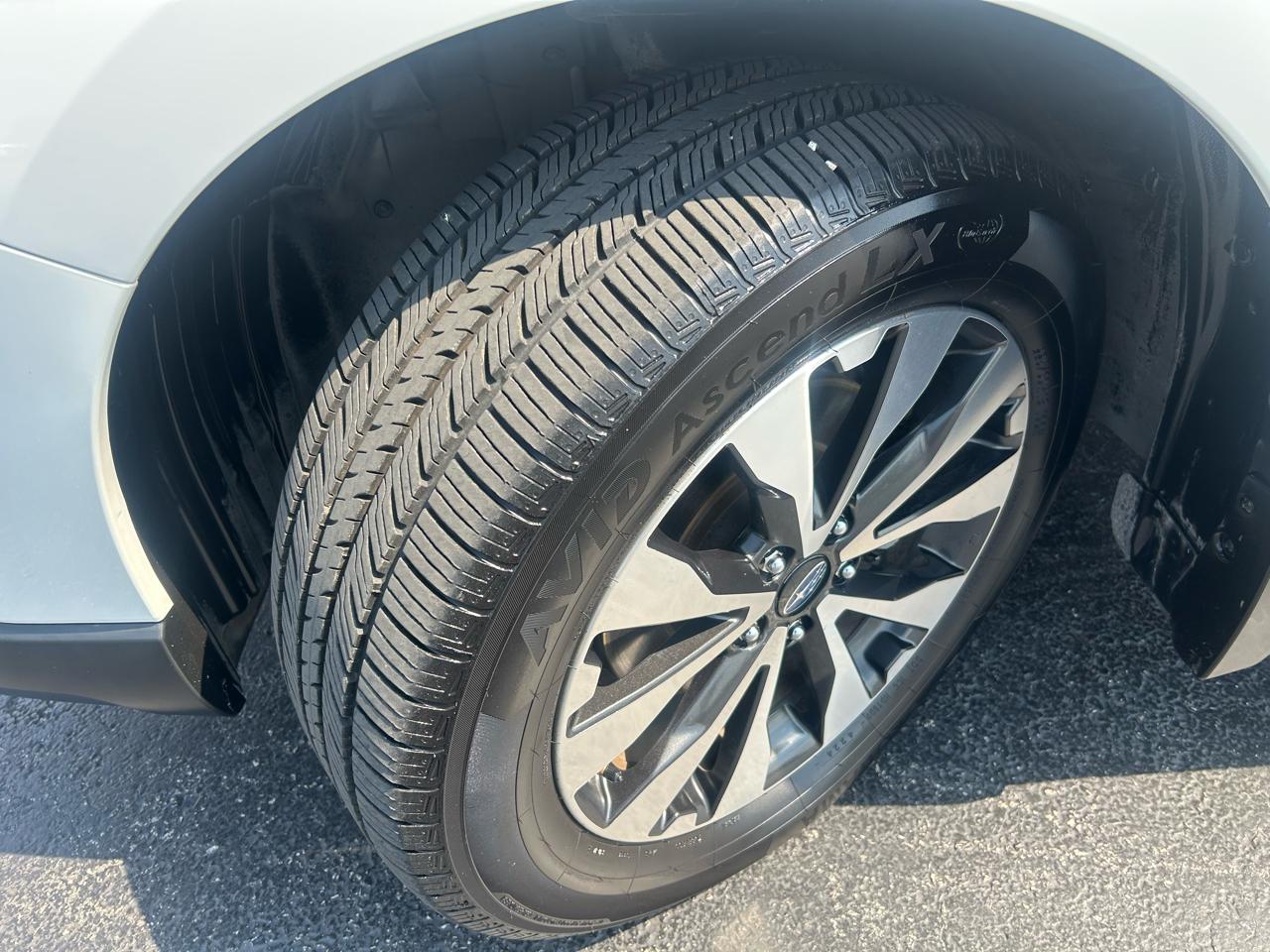 Subaru Outback 4dr Wgn 2.5i Limited 2016