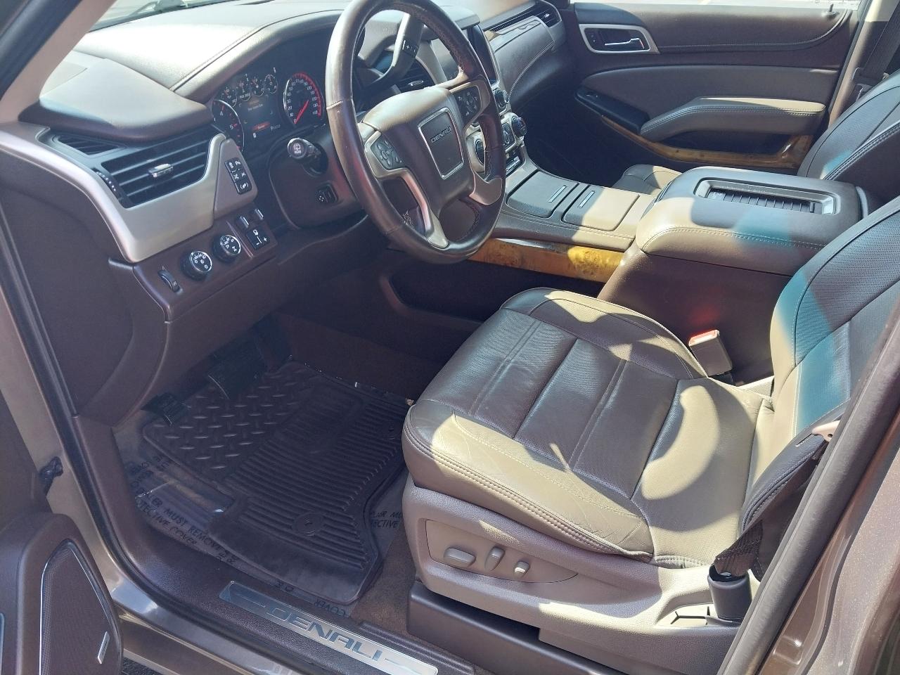 GMC Yukon XL 4WD 4dr Denali 2016