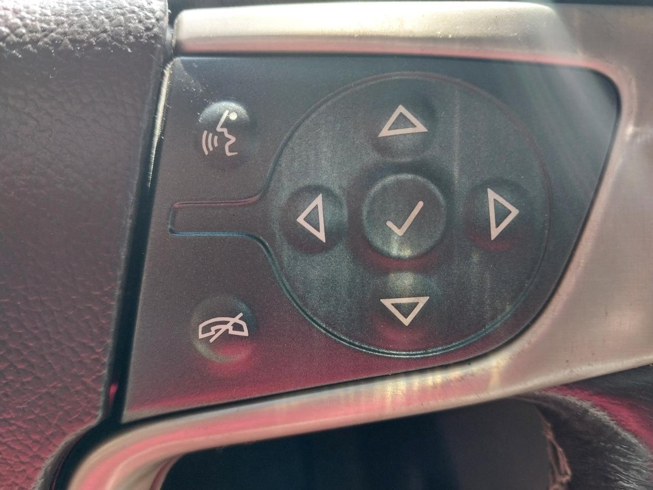 GMC Yukon XL 4WD 4dr Denali 2016