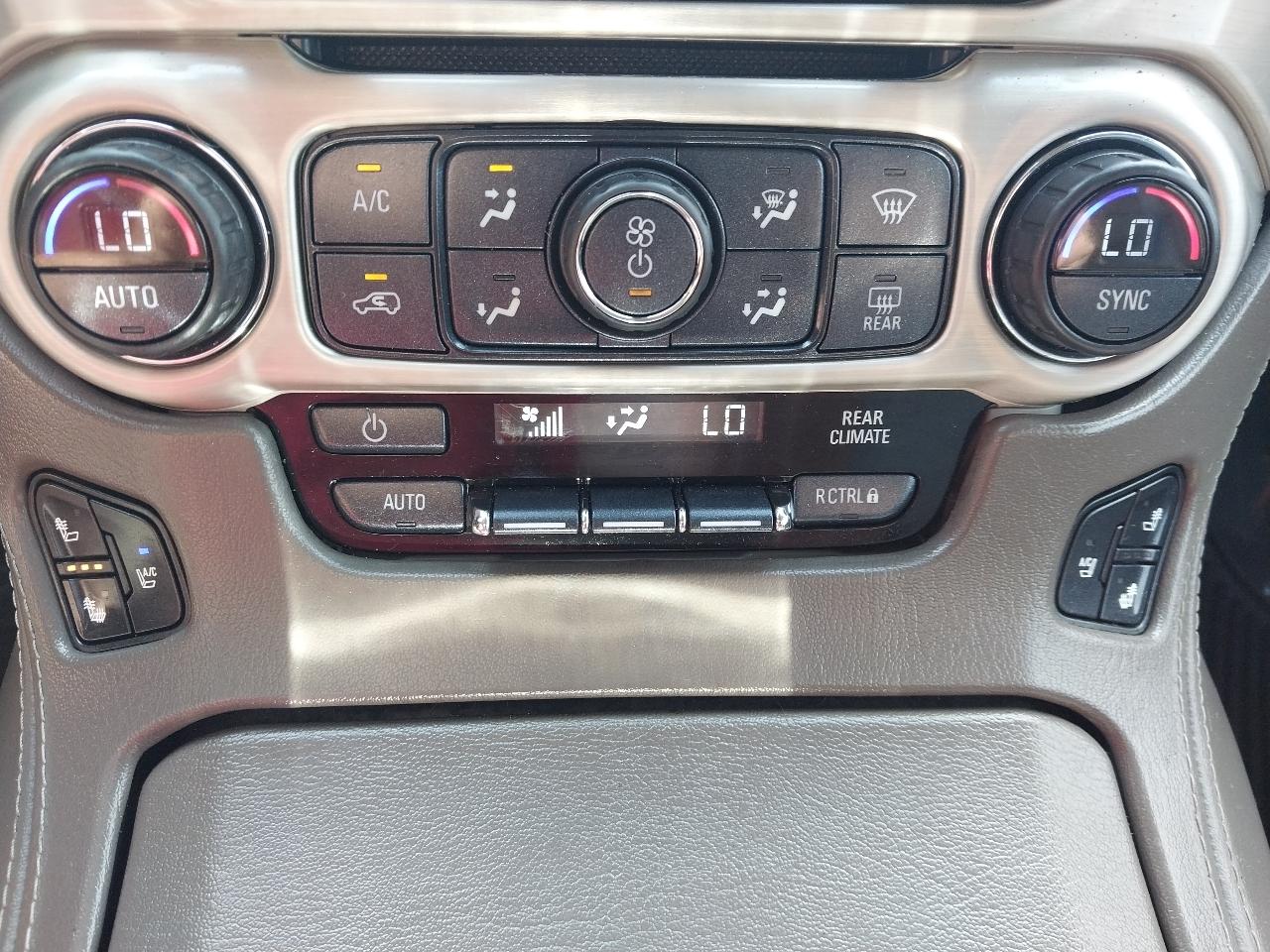 GMC Yukon XL 4WD 4dr Denali 2016