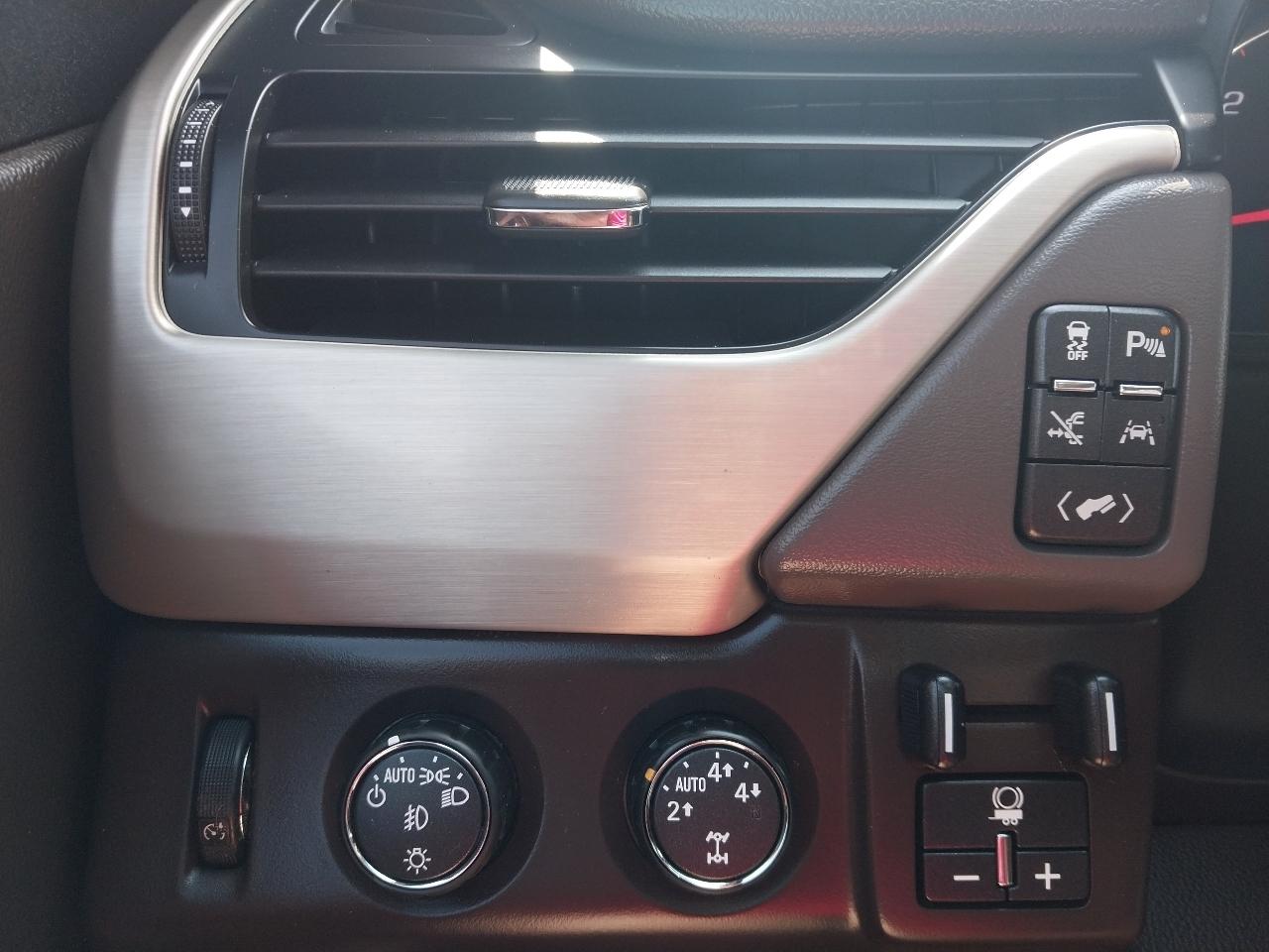 GMC Yukon XL 4WD 4dr Denali 2016