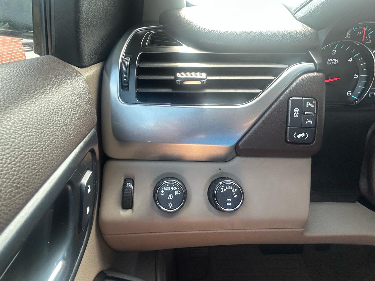 Chevrolet Tahoe 4WD 4dr LT 2018