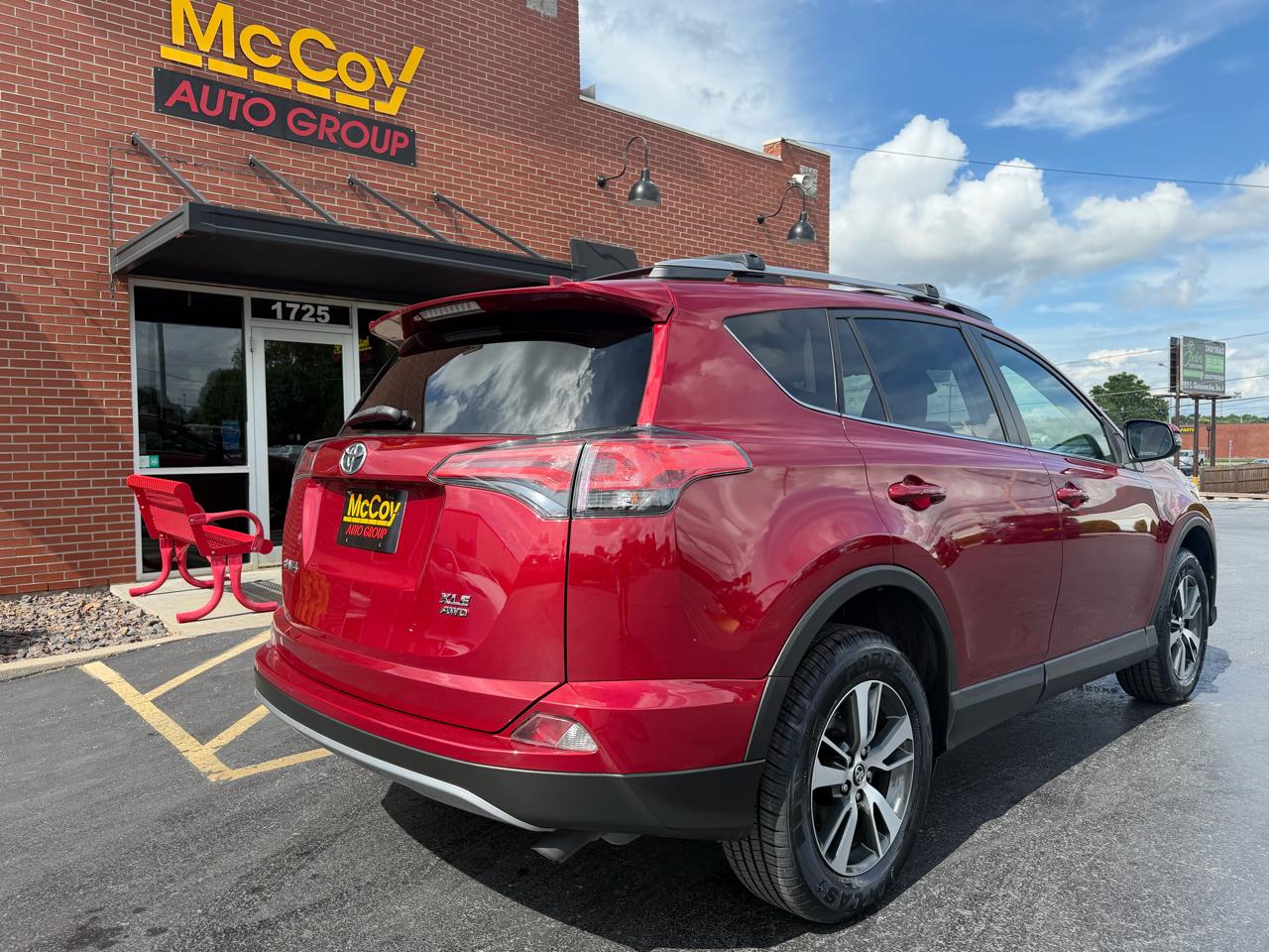Toyota RAV4 Adventure AWD (Natl) 2018