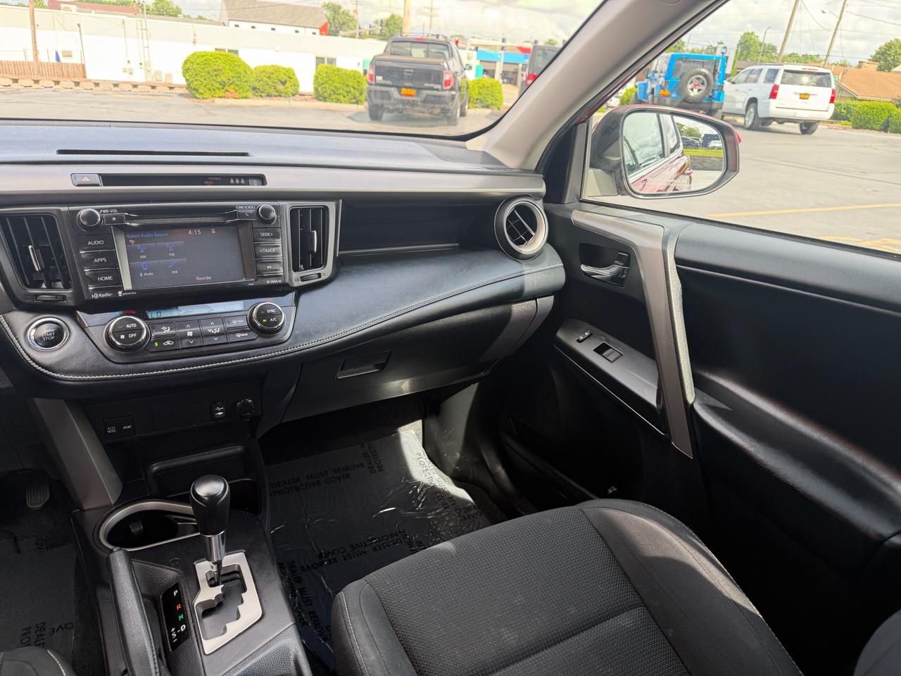 Toyota RAV4 Adventure AWD (Natl) 2018