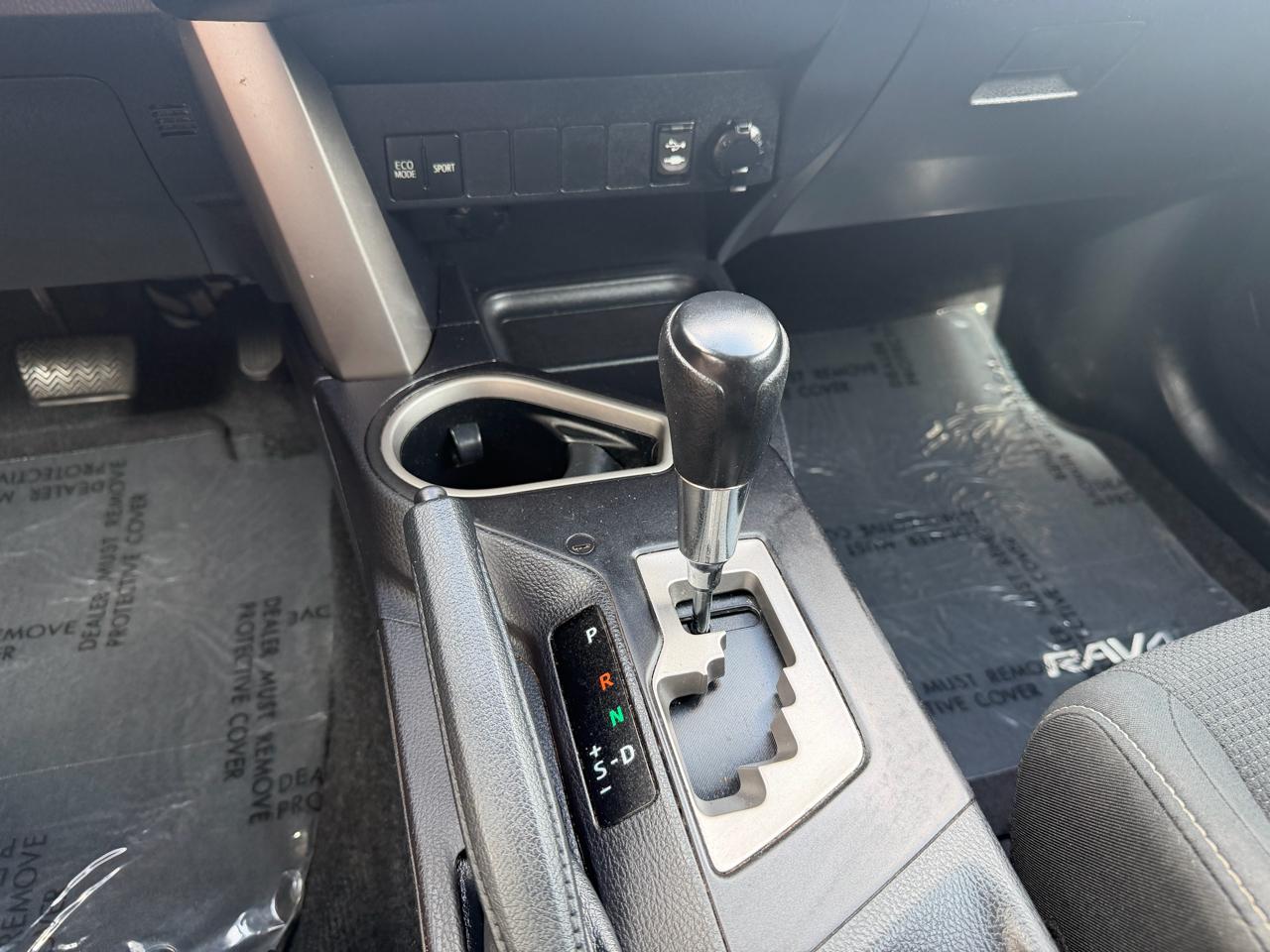 Toyota RAV4 Adventure AWD (Natl) 2018