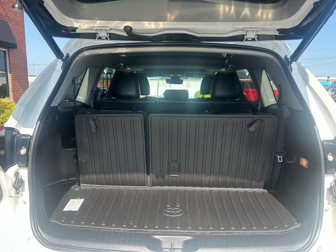 Toyota Highlander Limited V6 AWD (Natl) 2019