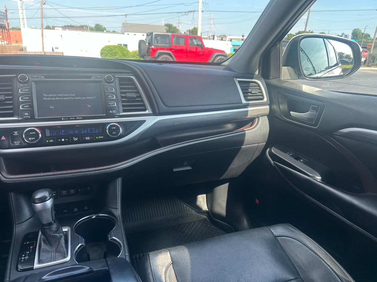 Toyota Highlander Limited V6 AWD (Natl) 2019