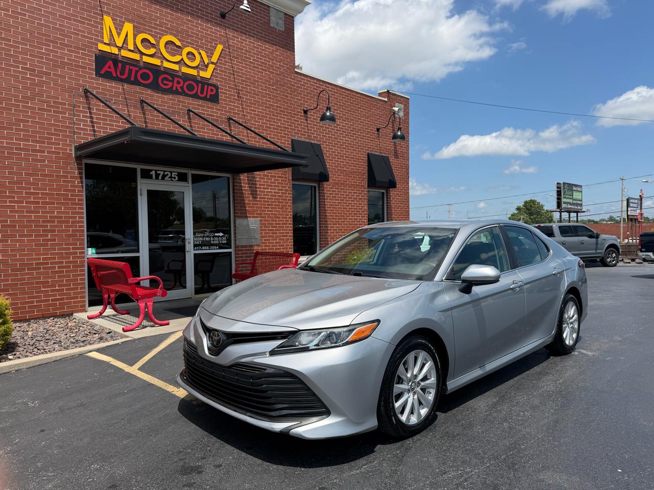 2019 Toyota Camry LE Auto (Natl)