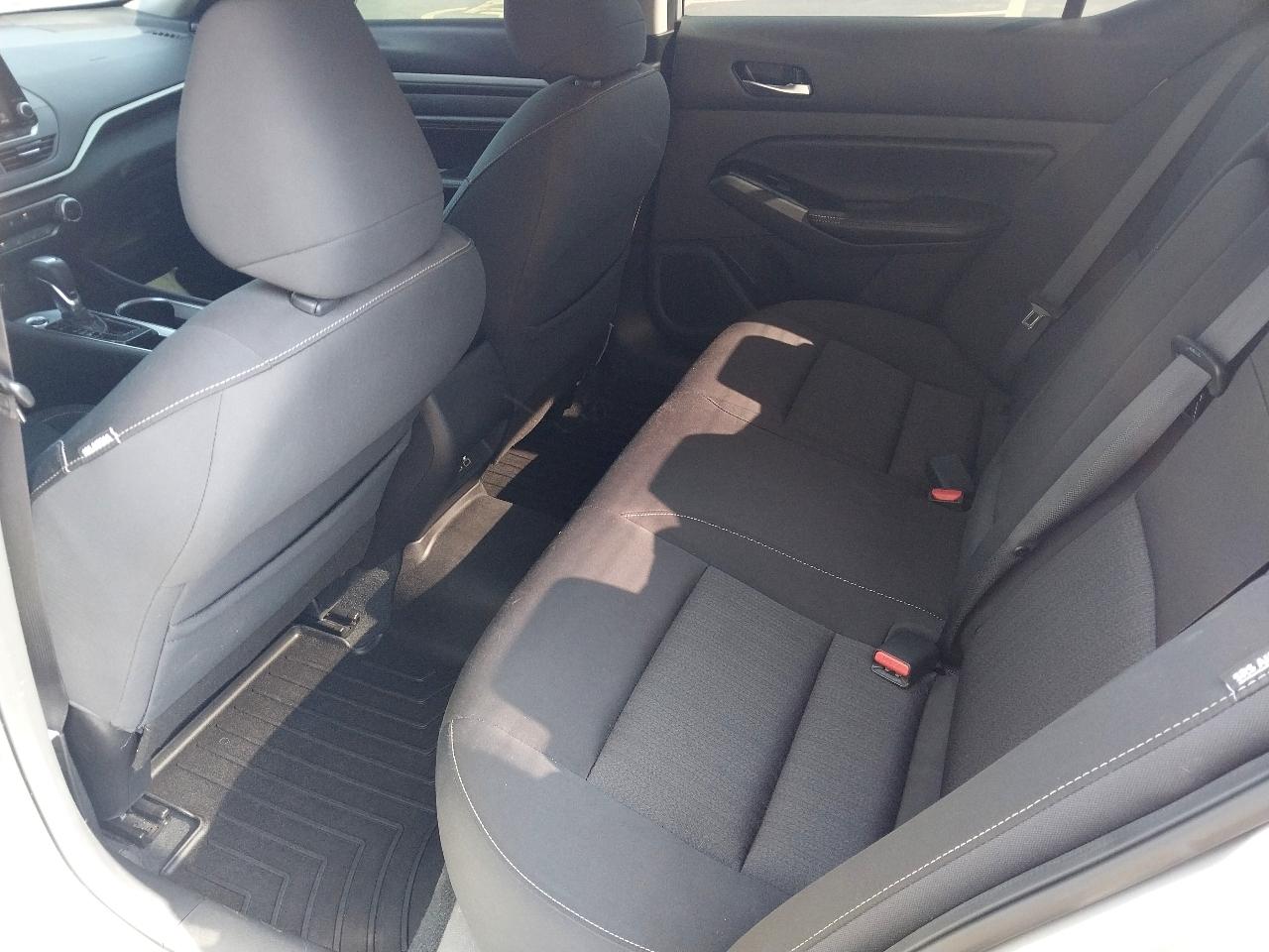 Nissan Altima 2.5 SV Sedan 2021