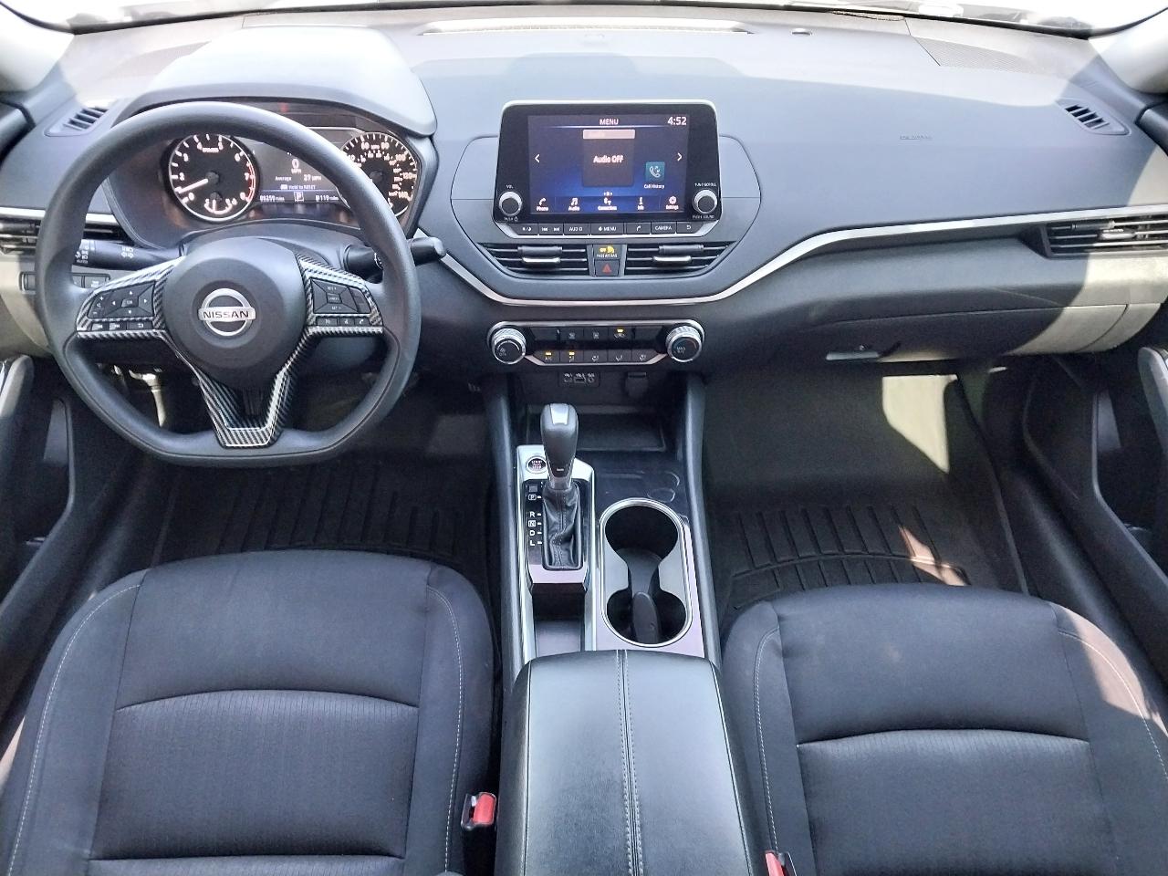 Nissan Altima 2.5 SV Sedan 2021