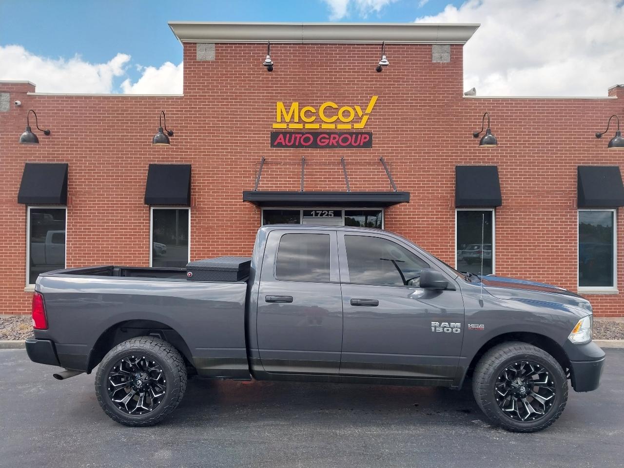 RAM 1500 Tradesman Quad Cab 4WD 2018