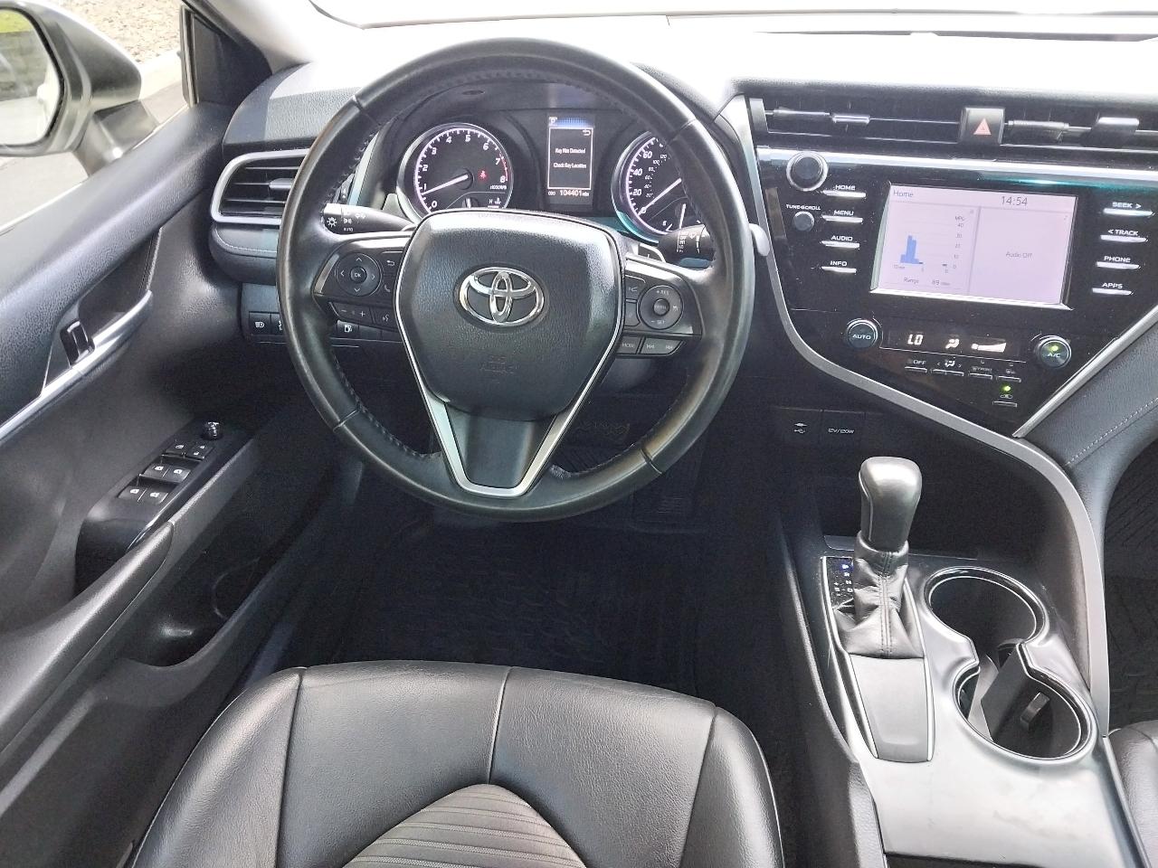 Toyota Camry XLE Auto (Natl) 2018