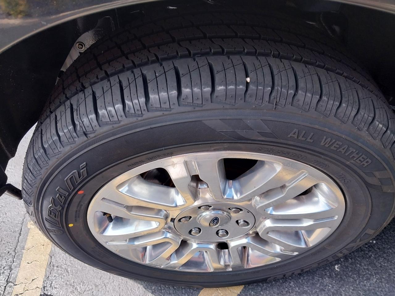 Ford Expedition 4WD 4dr Limited 2014