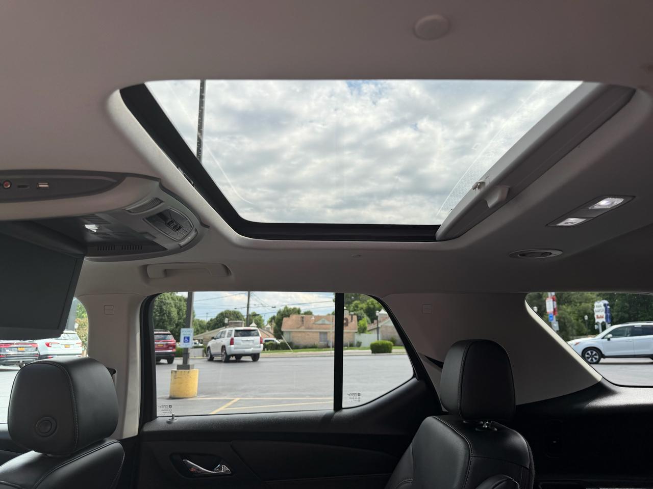 Chevrolet Traverse FWD 4dr Premier w/1LZ 2019