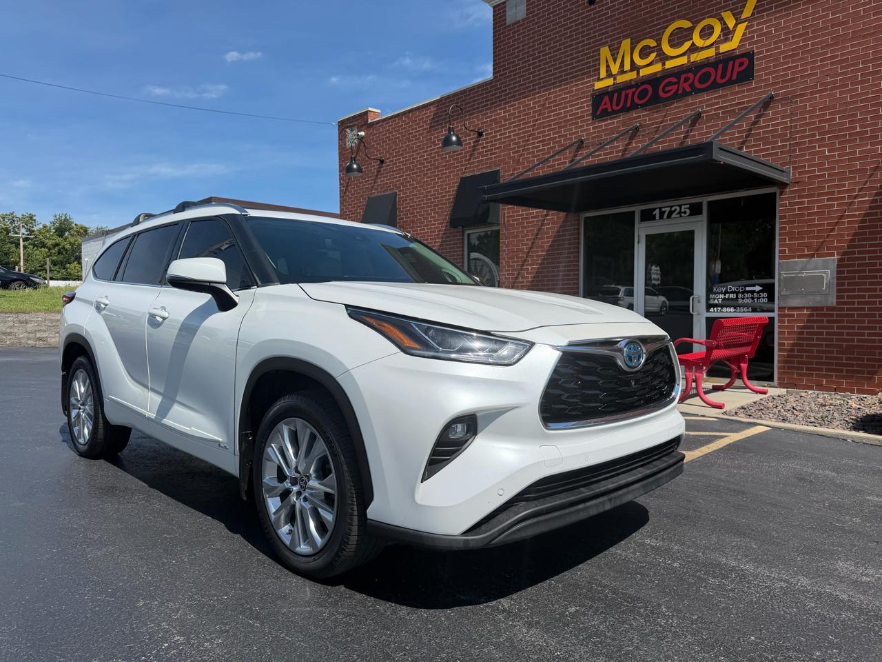 Toyota Highlander Hybrid Limited AWD (Natl) 2022