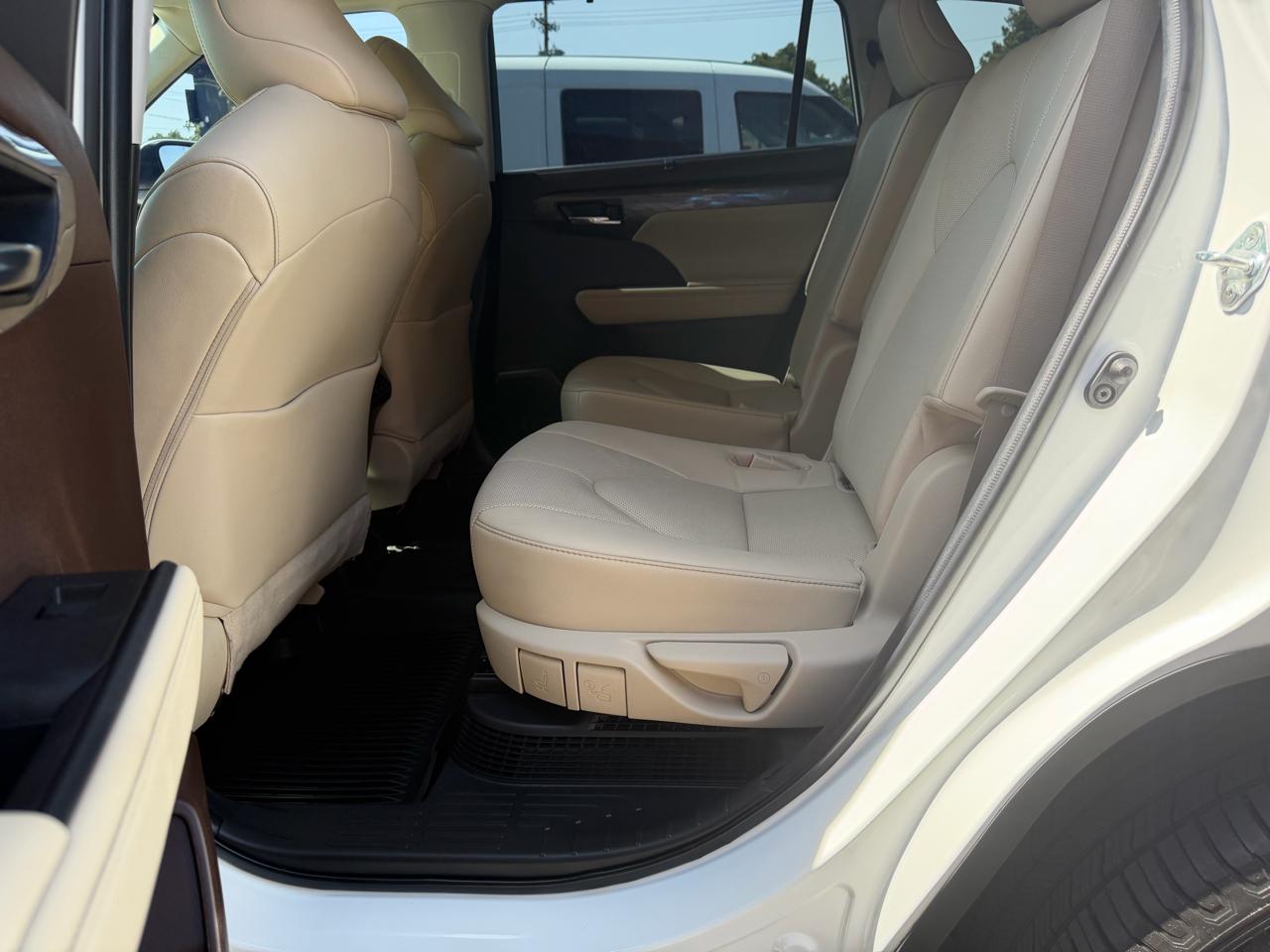 Toyota Highlander Hybrid Limited AWD (Natl) 2022
