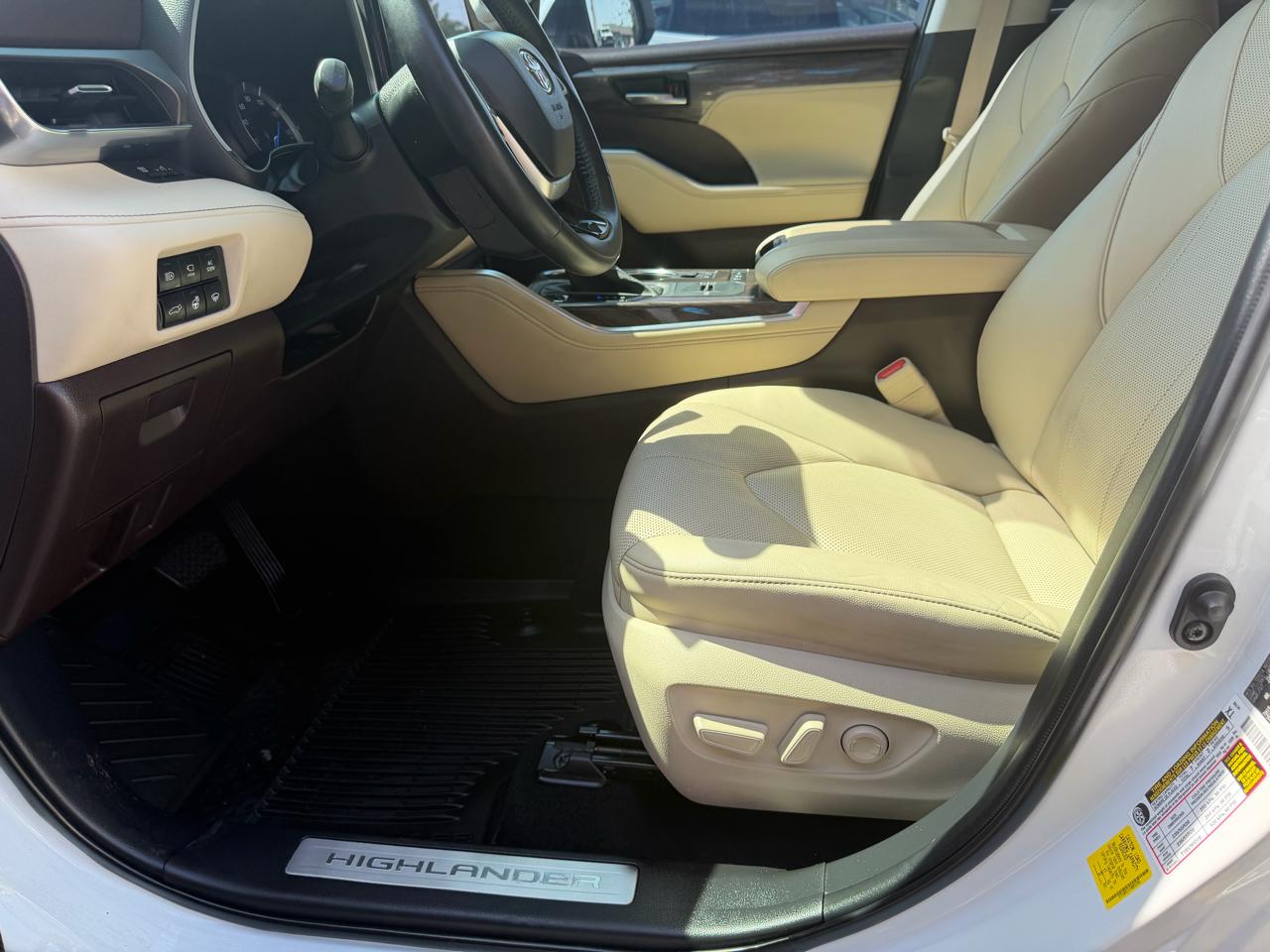 Toyota Highlander Hybrid Limited AWD (Natl) 2022
