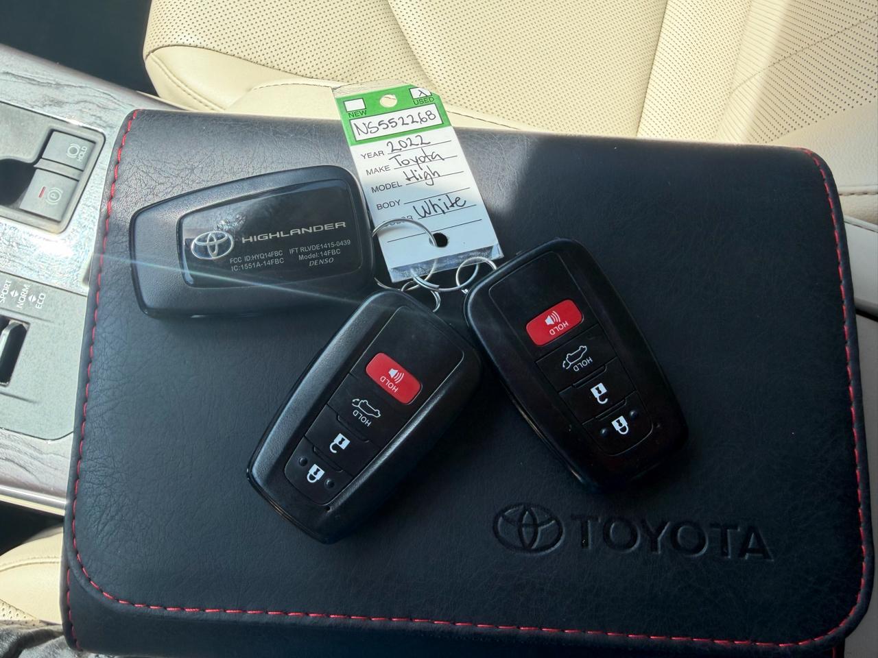 Toyota Highlander Hybrid Limited AWD (Natl) 2022