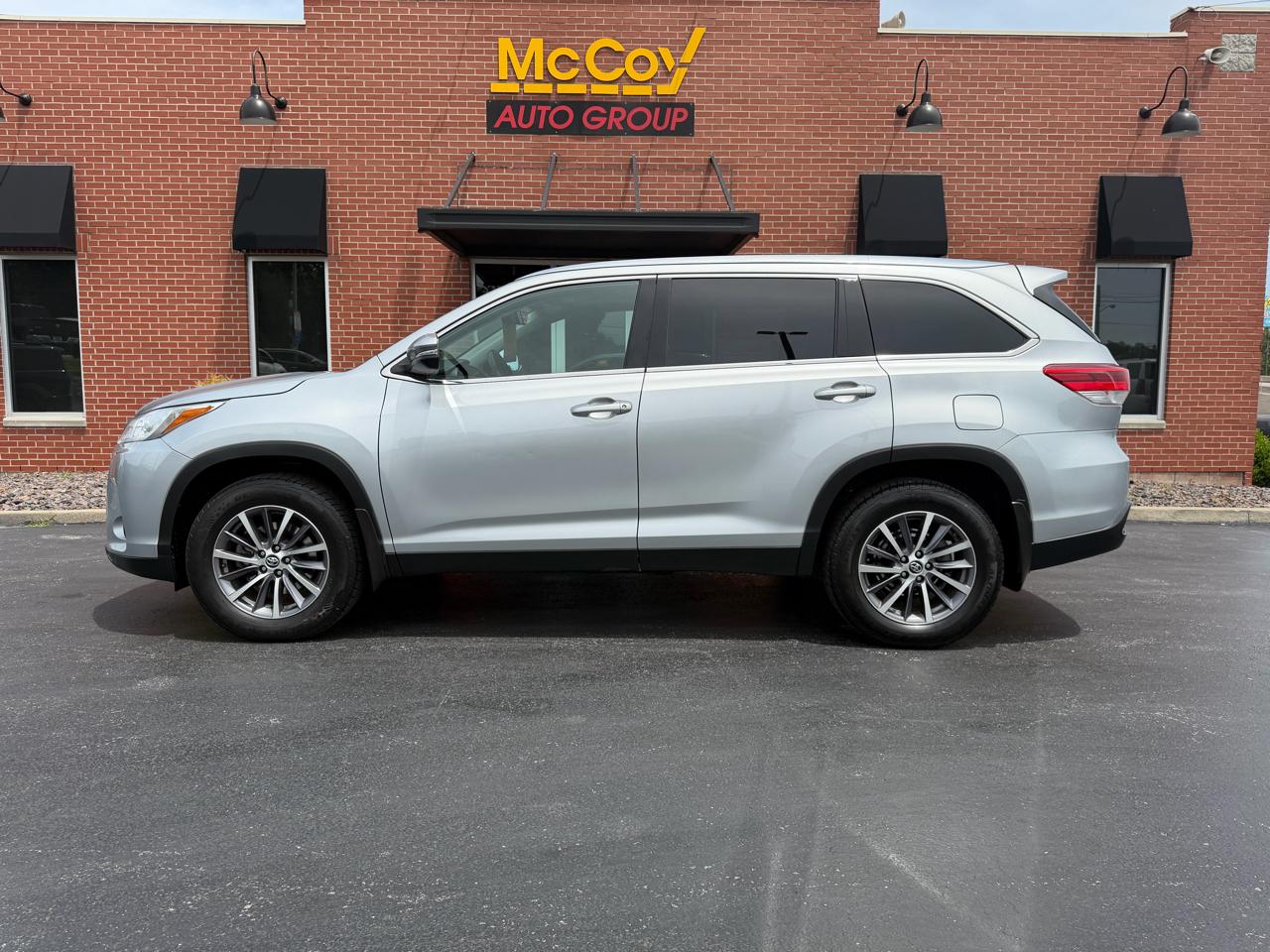 Toyota Highlander XLE AWD V6 2019