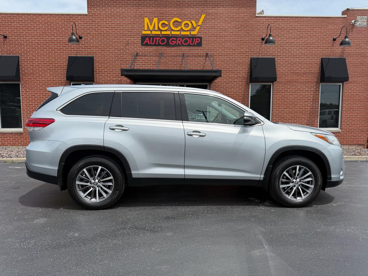 Toyota Highlander XLE AWD V6 2019