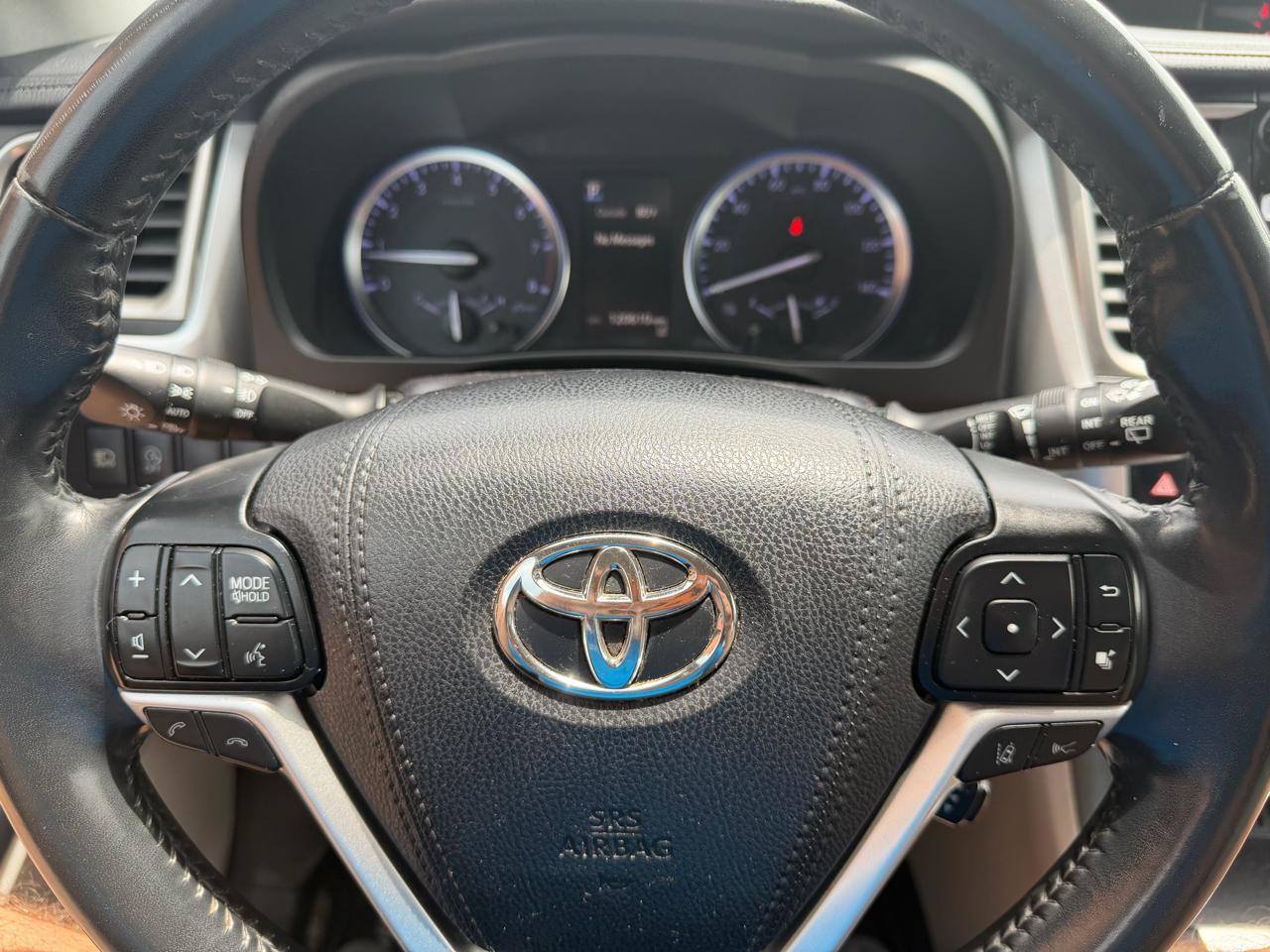 Toyota Highlander XLE AWD V6 2019