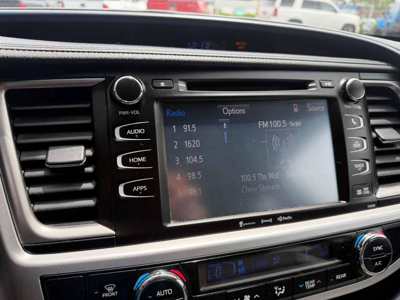 Toyota Highlander XLE AWD V6 2019