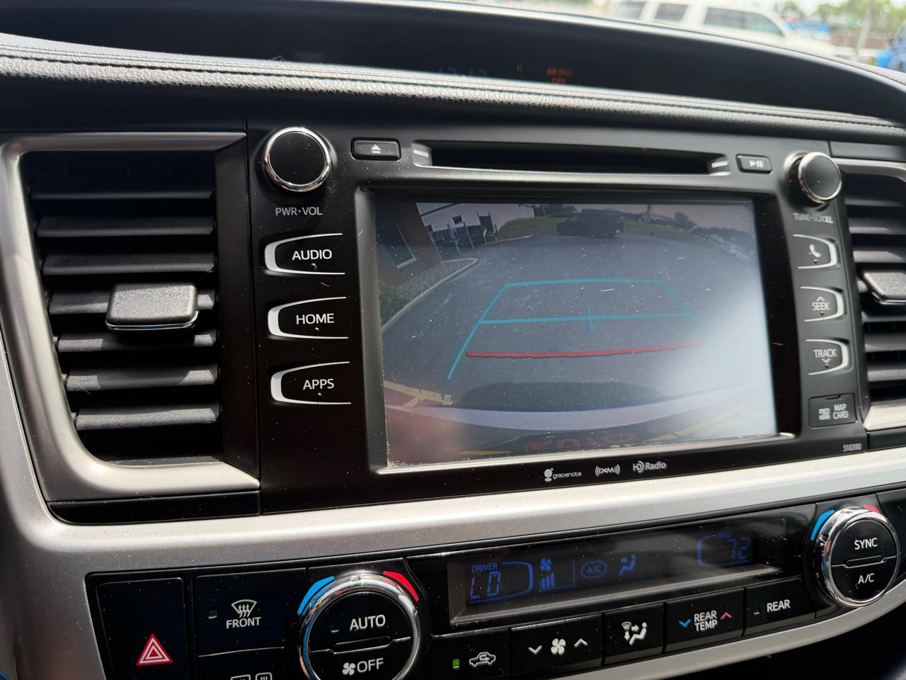 Toyota Highlander XLE AWD V6 2019