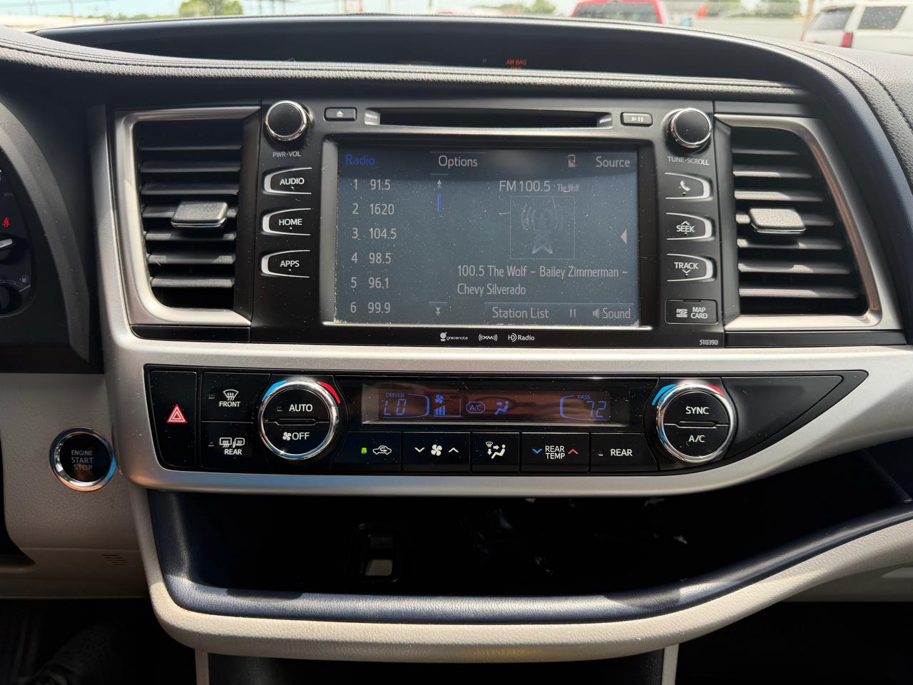 Toyota Highlander XLE AWD V6 2019