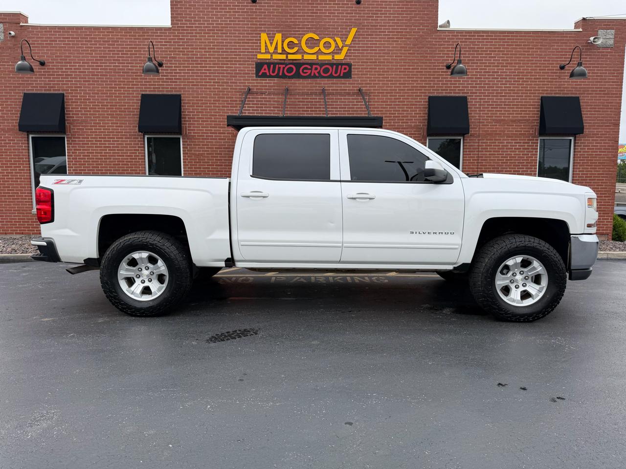 Chevrolet Silverado 1500 4WD Crew Cab 143.5" LT w/2LT 2016