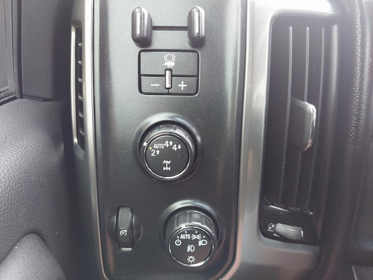 Chevrolet Silverado 1500  2018