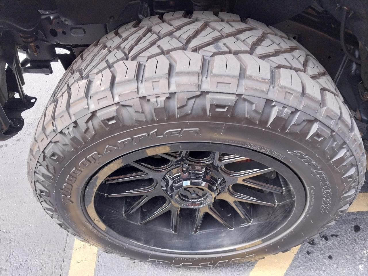 Toyota Tundra 4WD Truck CrewMax 5.7L FFV V8 6-Spd AT TRD Pro (Natl) 2016