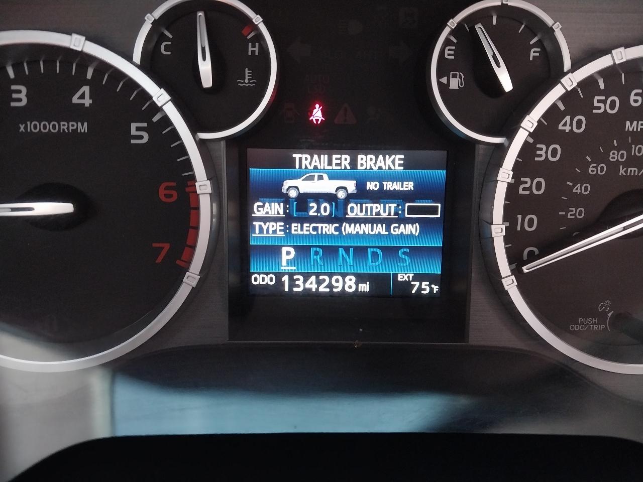 Toyota Tundra 4WD Truck CrewMax 5.7L FFV V8 6-Spd AT TRD Pro (Natl) 2016