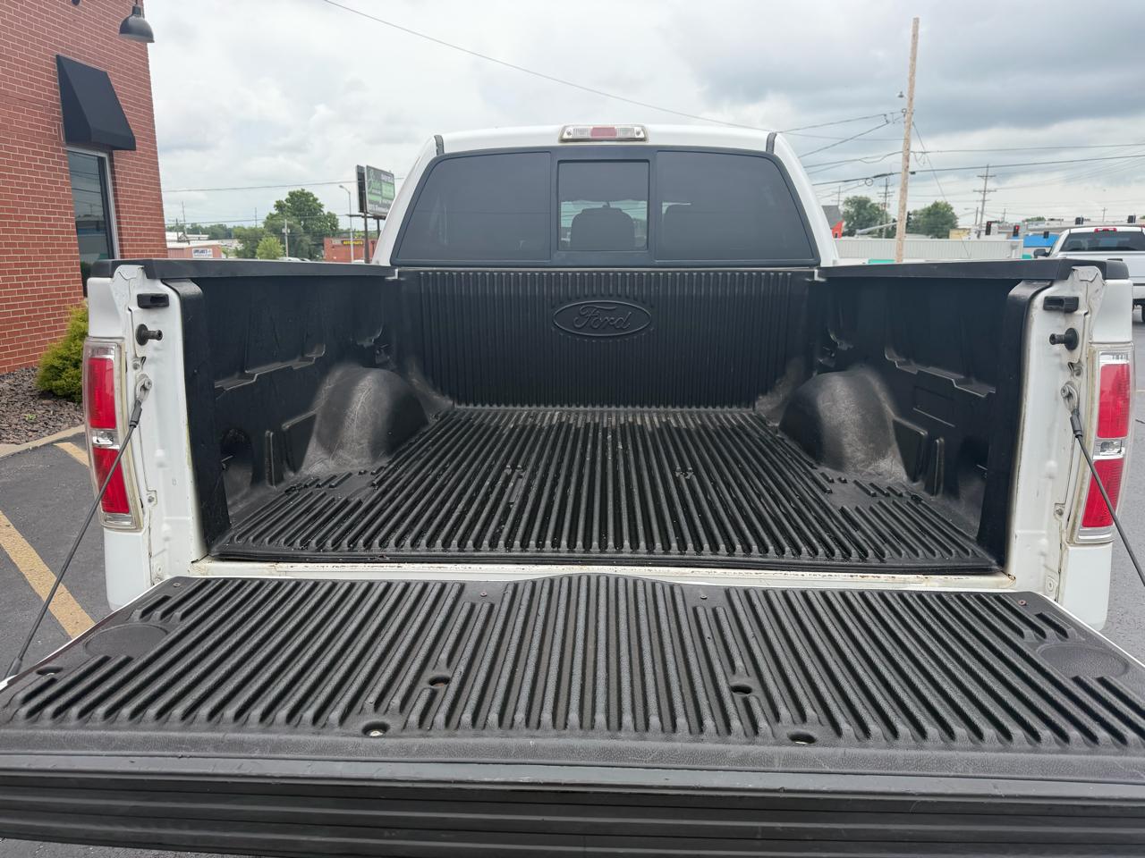 Ford F-150 XLT SuperCrew 2WD 2012