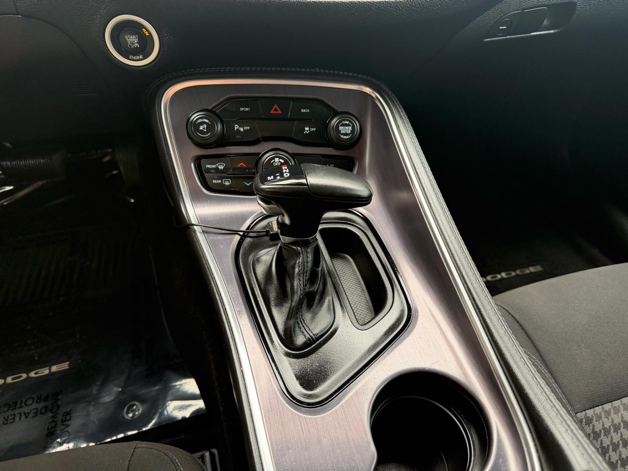 Dodge Challenger 2dr Cpe R/T 2015