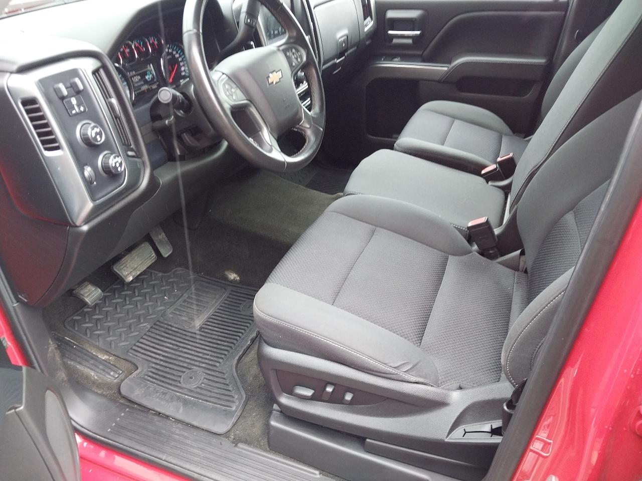 Chevrolet Silverado 1500 4WD Crew Cab 143.5" LT w/1LT 2018
