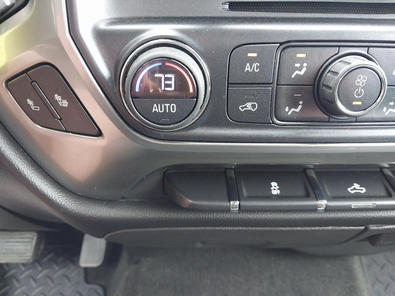 Chevrolet Silverado 1500 4WD Crew Cab 143.5" LT w/1LT 2018