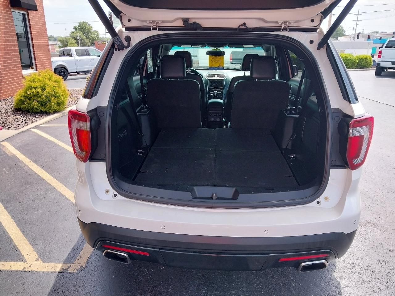 Ford Explorer 4WD 4dr Sport 2016