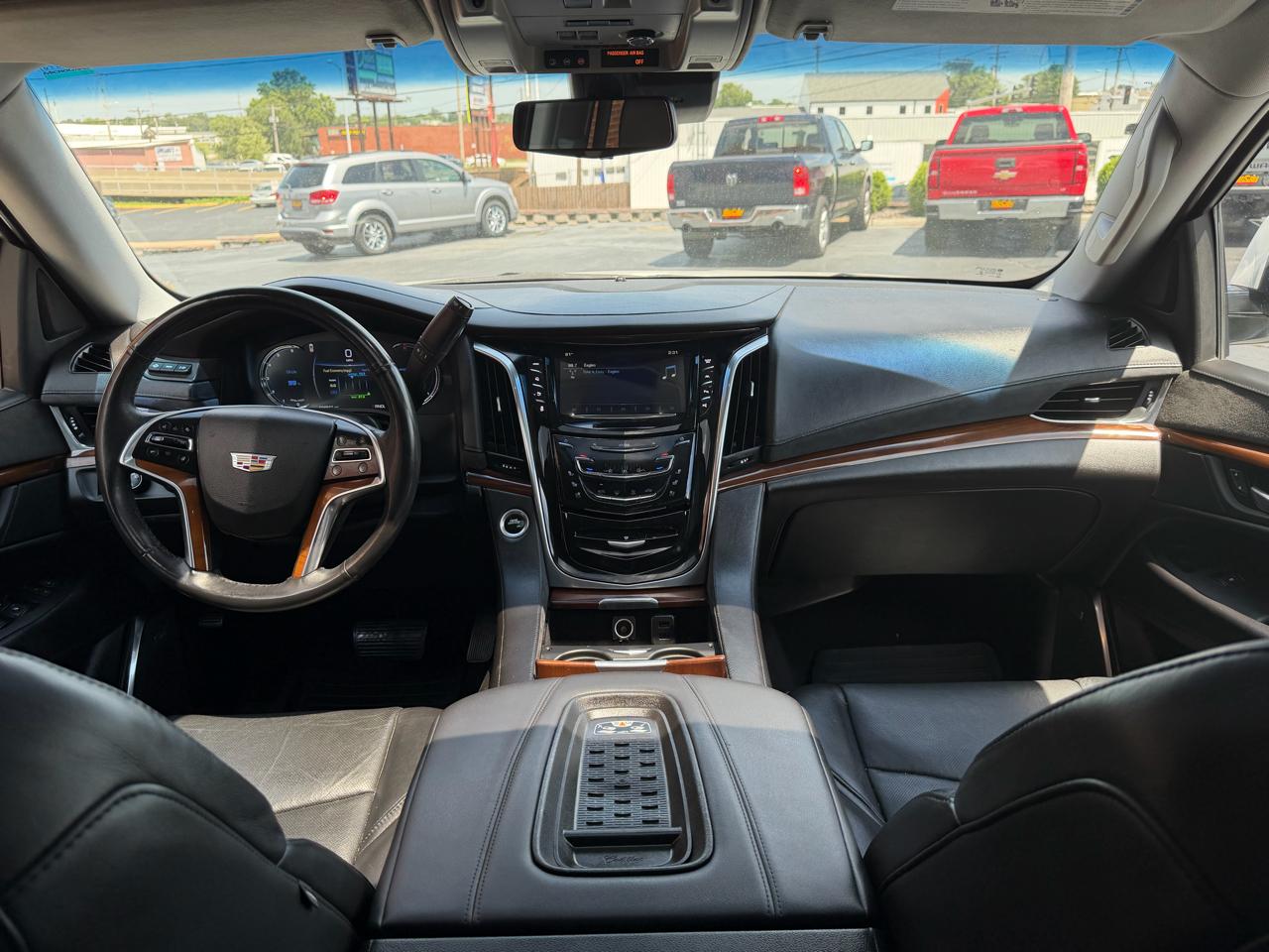 Cadillac Escalade 4WD 4dr Luxury 2017