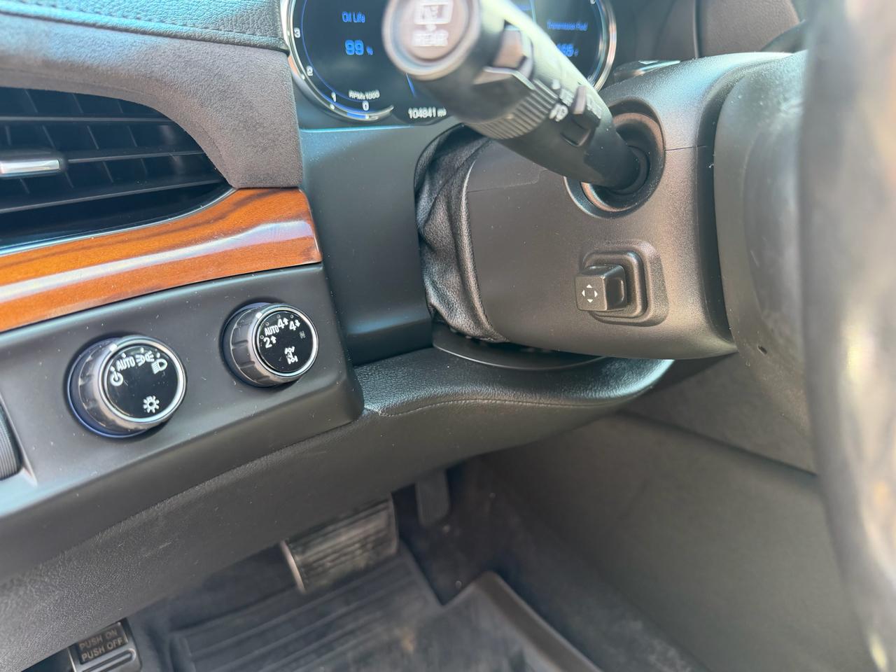 Cadillac Escalade 4WD 4dr Luxury 2017