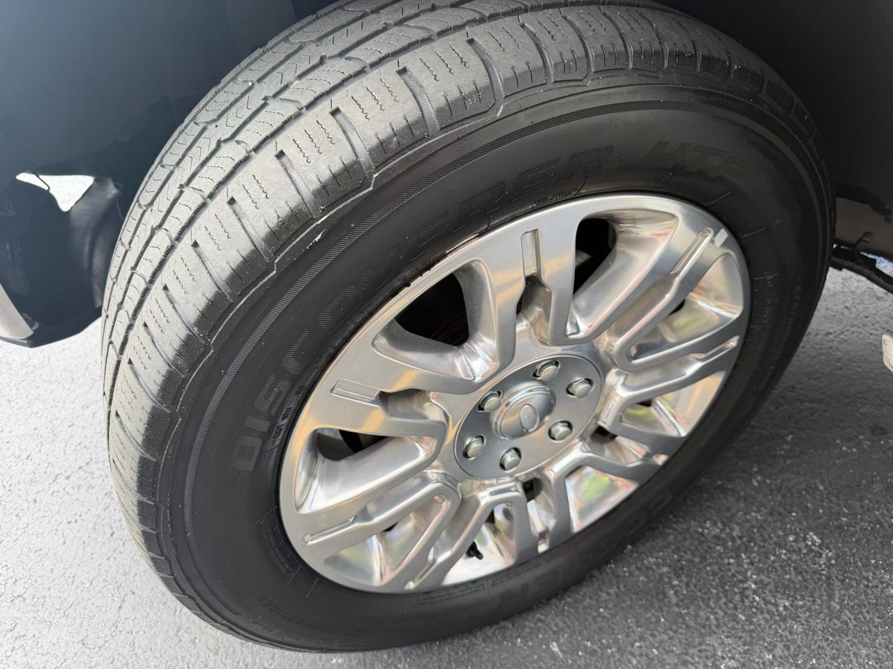 Ford F-150 Platinum SuperCrew 4WD 2012