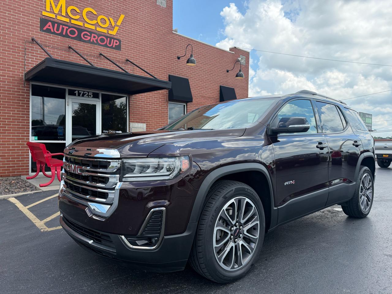GMC Acadia AWD 4dr AT4 2020