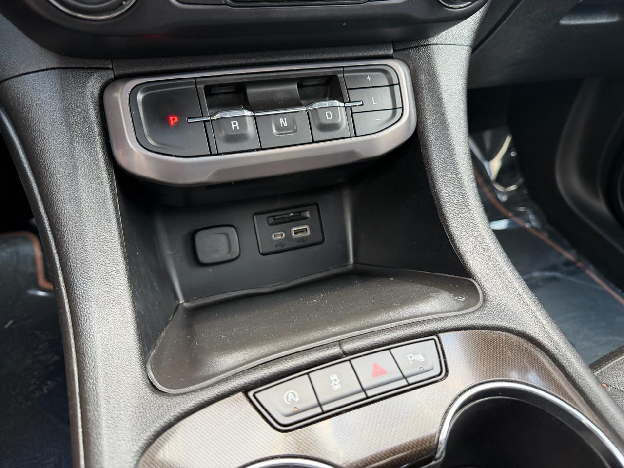 GMC Acadia AWD 4dr AT4 2020