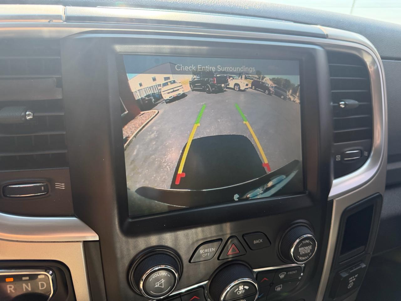 RAM 1500 Big Horn 4x4 Crew Cab 5'7" Box 2017