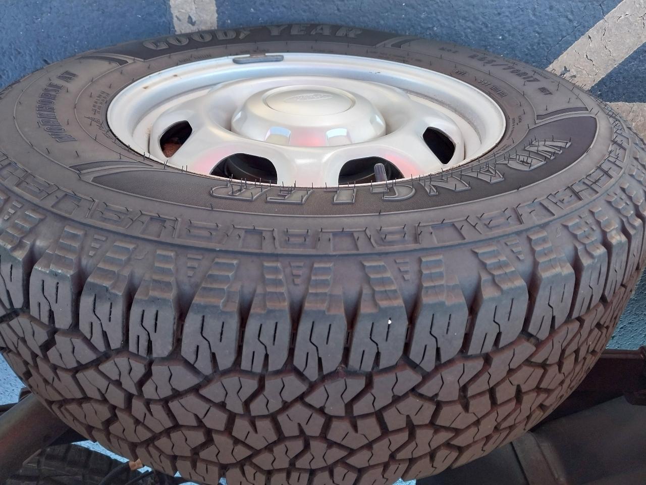 2020 Ford F-150 XL - Photo 8