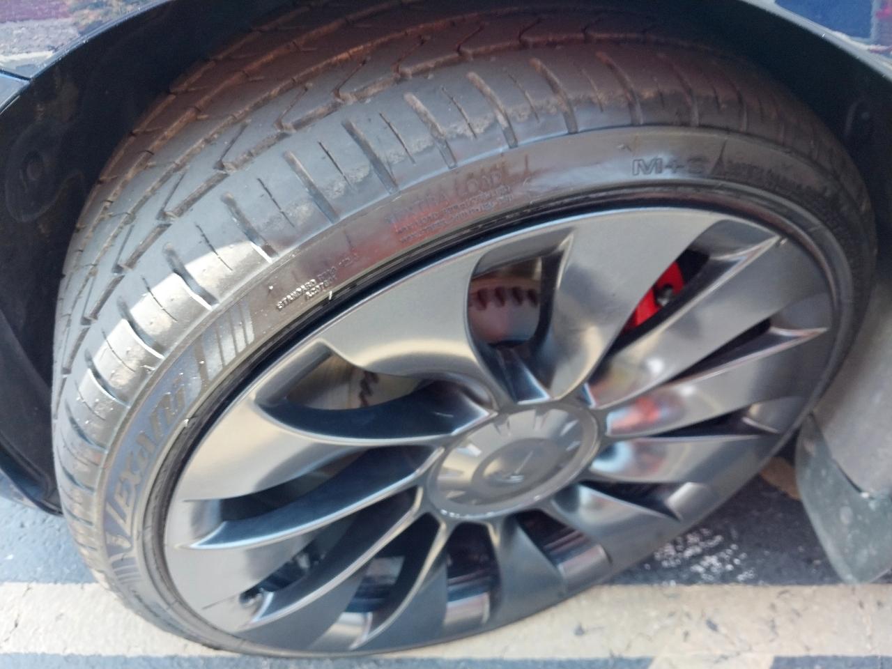 Tesla Model 3 Performance AWD 2023