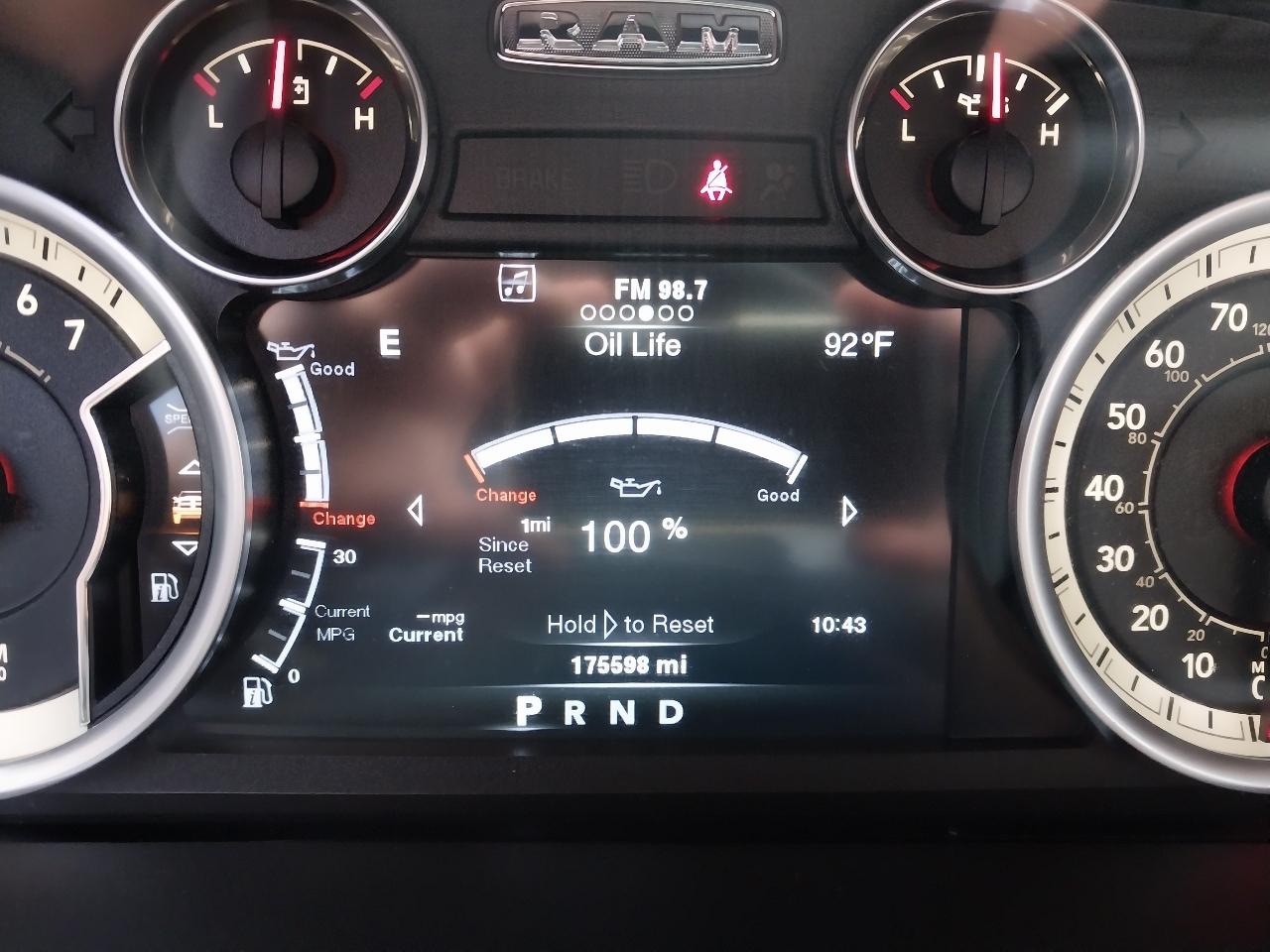 RAM 1500 4WD Crew Cab 140.5" Big Horn 2014