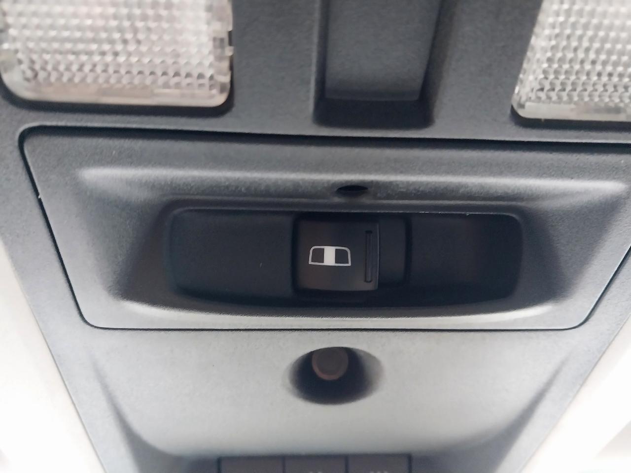 RAM 1500 4WD Crew Cab 140.5" Big Horn 2014