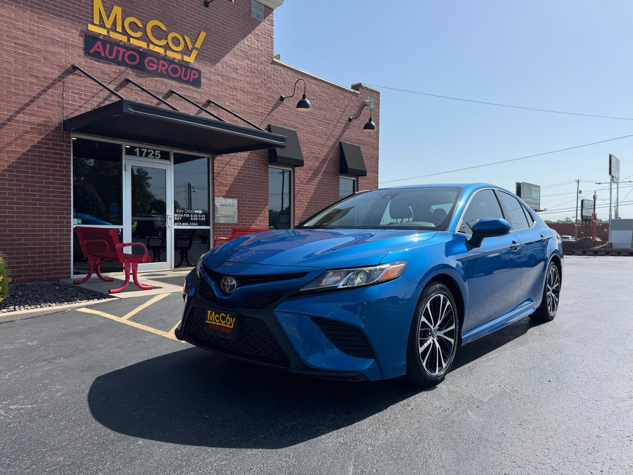 2019 Toyota Camry SE 4D Sedan