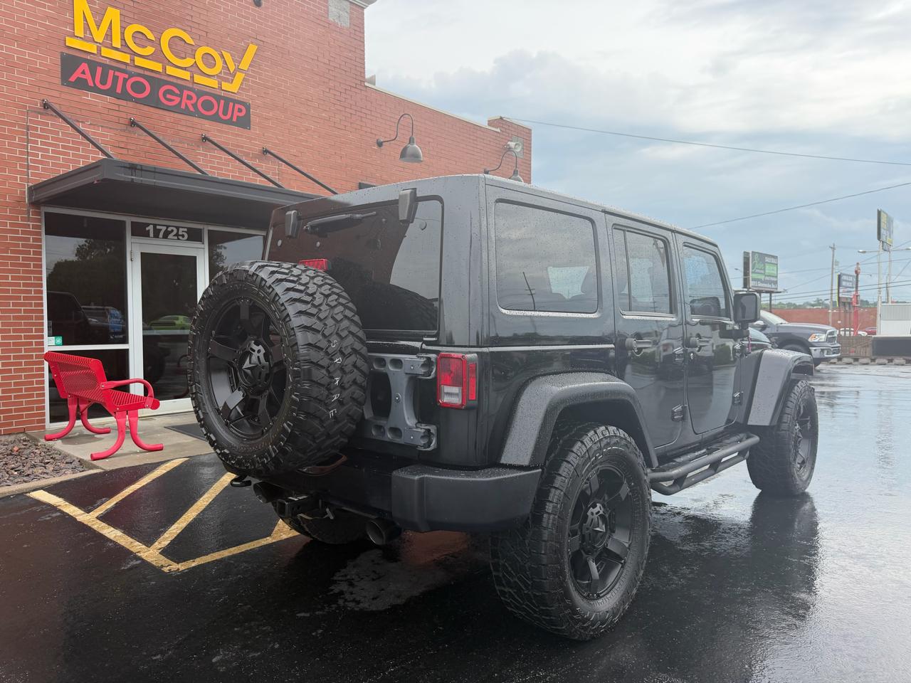Jeep Wrangler Unlimited 4WD 4dr Sahara 2014
