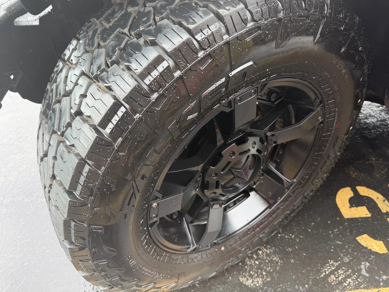 Jeep Wrangler Unlimited 4WD 4dr Sahara 2014